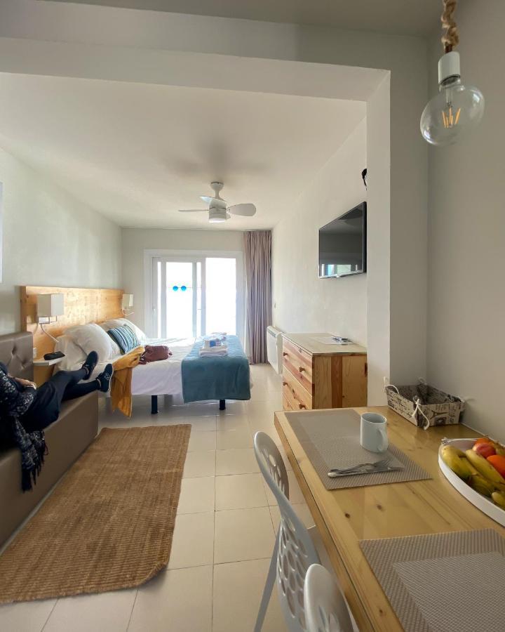 Apartaments Gibert 산 안토니 드 칼론헤 외부 사진